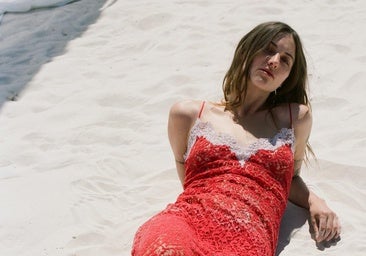 Calman, hidratan y alargan el bronceado: son los mejores aftersun del momento